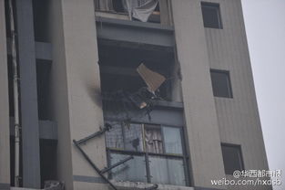 成都一居民楼爆炸 1人被炸出窗外坠亡 6 
