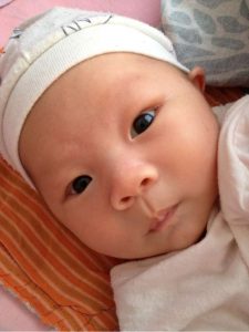 2020年1月出生陈姓男孩,起名陈博铄 陈博铠,哪个名字好