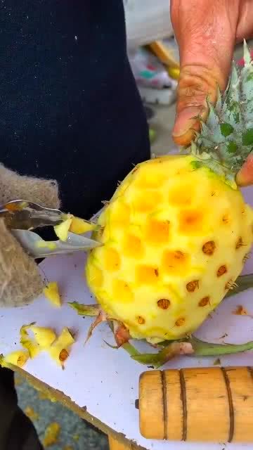你们喜欢吃菠萝吗 
