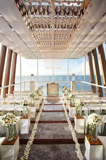 巴厘岛水晶教堂旅游攻略 如何像明星一样举办一个巴厘岛婚礼（巴厘岛水之教堂）