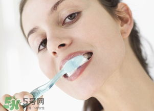 补牙后多久可以刷牙 补牙后多长时间能刷牙