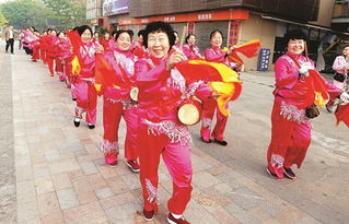 惠州各地舞龙舞狮闹新春 敲锣打鼓送祝福