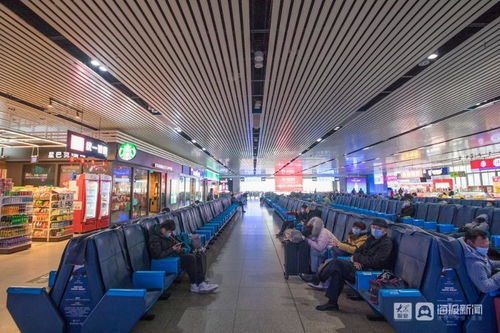 就地过年 春运首日济南火车站预计发送旅客同比降60