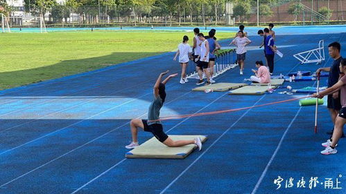 田径队训练中学生海门,田径队初中