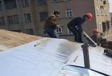 屋顶漏水怎么办 屋顶防水材料哪些好 顶楼防水最绝的办法