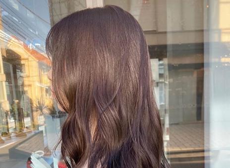 日本可爱流行 发色 推荐,不用漂也能染出透明感发色