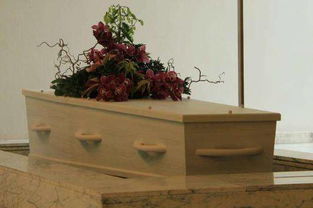 以前很多有老人的家里放着棺材 关于棺材的说法你知道多少 