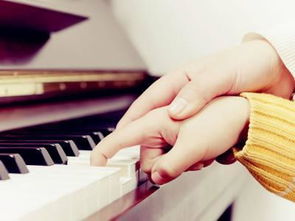 孩子学钢琴需要找陪练老师吗(学钢琴有必要找老师吗)