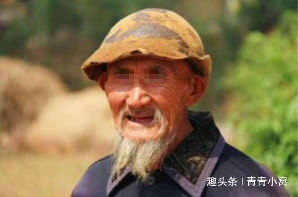 故事 男子进入大宅院,房主认他做干儿子,出门才知自己已死