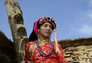 藏族女孩能治疗风湿 听听她们自己怎么说