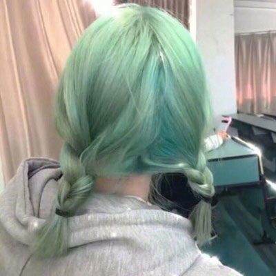 绿色头发图片女生头像