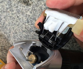 日威RFCD 1720电推剪刀头怎么安装