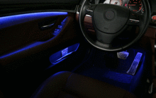 车内安装氛围灯有什么用处呢 为什么都在安装氛围灯
