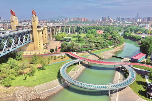 南京长江大桥亲水圆环景观桥5月1日对外开放 