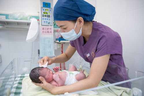 助产10载,龙岗护士姚丽娟亲手迎接几千个新生命诞生
