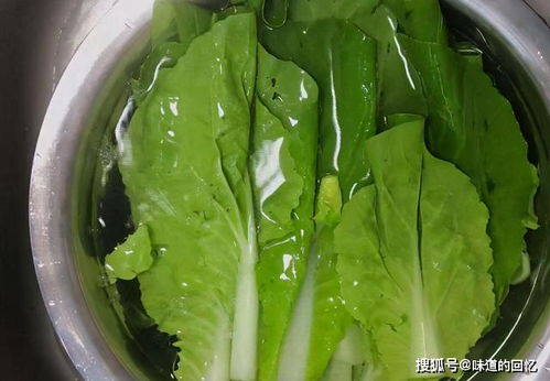 不管炒什么青菜,都别直接下锅,牢记5个技巧,青菜脆嫩不发黑