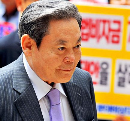 李健熙 韩国的 经济总统 ,在国内一手遮天,连犯罪也被赦免