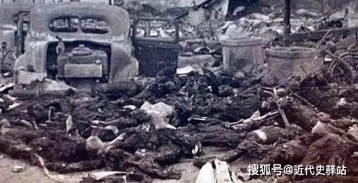 1945年,美军轰炸东京烧死近十万人,惨状不输南京屠杀