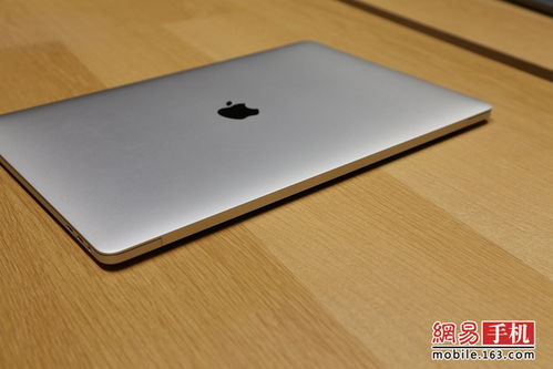 苹果新Macbook Pro真机上手图赏 