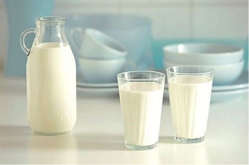 牛奶不要与这三种 水果 同食,很多人却不知道,还屡屡犯错