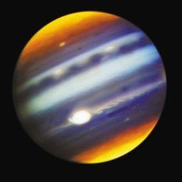朱诺 号首次近观木星 大红斑 ,仅9000公里 