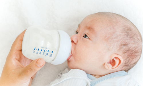 五个月宝宝断奶吃奶粉会身材矮小吗 需注意两个事项,一般不影响 