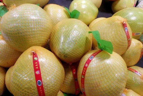 厉害了 博白惊现一款贵族柚子,售价168 个,还遭众人哄抢