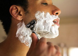 刮胡子频率影响男性性高潮