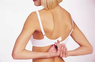 伤害女人乳房的4个胸罩戴法(带什么胸罩对乳房好)