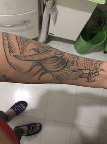 有没有懂纹身的,我朋友纹的这个龙的线条可以吗 