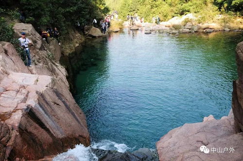 7月2日江门最美碧绿深潭青石坑溯溪玩水,尽情享受夏日清凉 