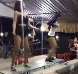 女子餐厅桌上跳舞 发生在泰国 