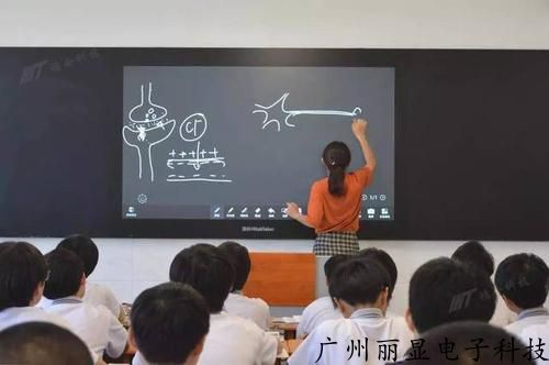 学校黑板销售哪家企业好？济南合力工贸有限公司黑板好，黑板质量好，*heligongmao*黑板服务有保障，做全国销售业务。