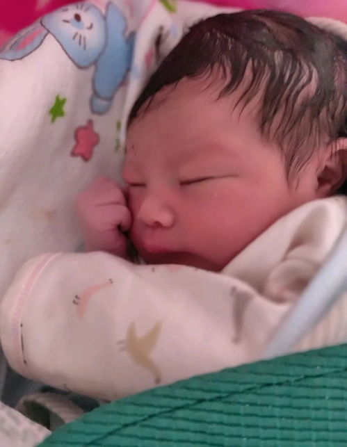 2020年5月出生的张姓女孩,命中缺火,起名叫张米乐,好不好