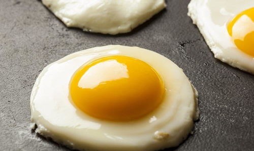蛋黄是金,蛋白是银 鸡蛋这样吃,健康会更加 喜欢 你