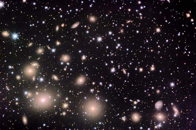 直径2.5亿光年,内部只有60个星系,牧夫座空洞有多可怕