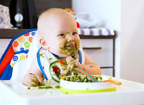 孩子多大能自己吃饭 为让宝宝学会自主进食,父母要做好这些准备