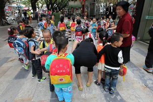 高清 深圳清查无证幼儿园 教师带孩子出逃 