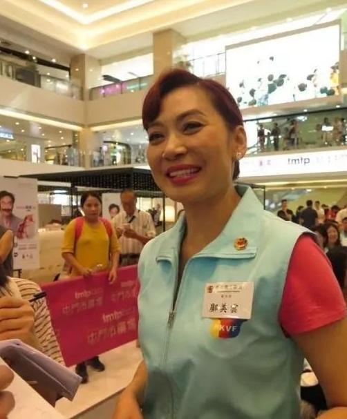 55岁香港小姐四段恋情无疾而终,低调捐建54所学校至今单身