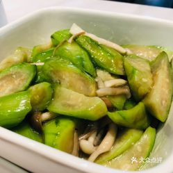 桃李年华的菌菇烩丝瓜好不好吃 用户评价口味怎么样 上海美食菌菇烩丝瓜实拍图片 大众点评 