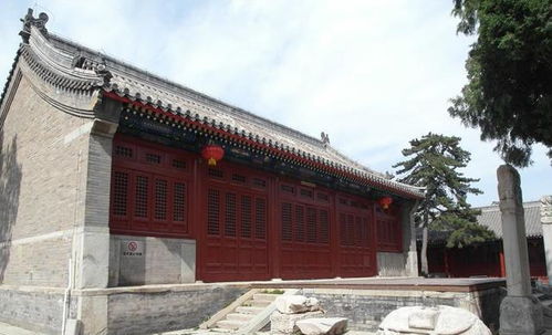 中国最神秘的寺庙,既不受香火也不开道场,500年从未开过庙门