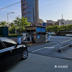 去莲花池公园南门怎么停车(莲花池公园停车场收费标准表)