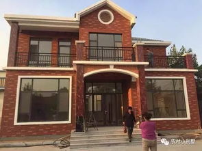 在农村建房子，为什么各家在大门口内要垒段墙呢