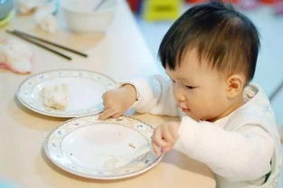 半夜给孩子喂食合适吗,专家建议及健康饮食指南