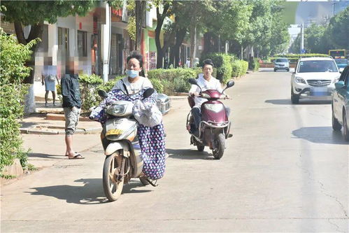 不文明交通行为持续曝光 骑乘电动车 摩托车不戴头盔类