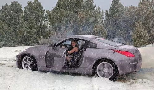 还在纠结冷车启动到底要不要热车 看完终于有答案了