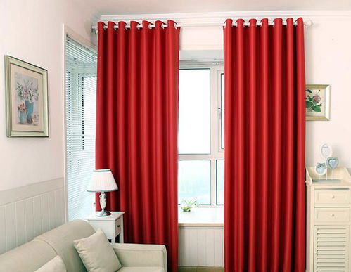红色窗帘搭配什么颜色好看 给你不一样的风情 