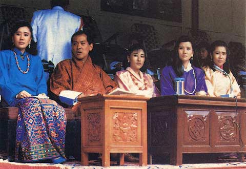 不丹国王旺楚克(不丹国王是哪一位皇母生的)