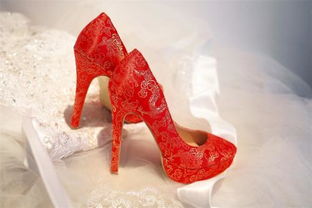 结婚时新娘必须穿红色鞋子吗 