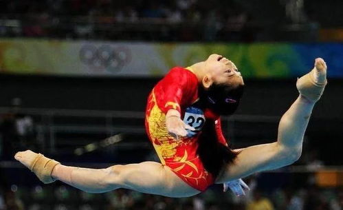 俄罗斯体操界卡戴珊,因身体发育太快被迫退役,转行成为知名模特